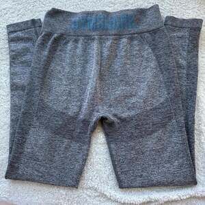 *Gymshark Grey Vital Seamless Leggings with Blue Logo, Size Small